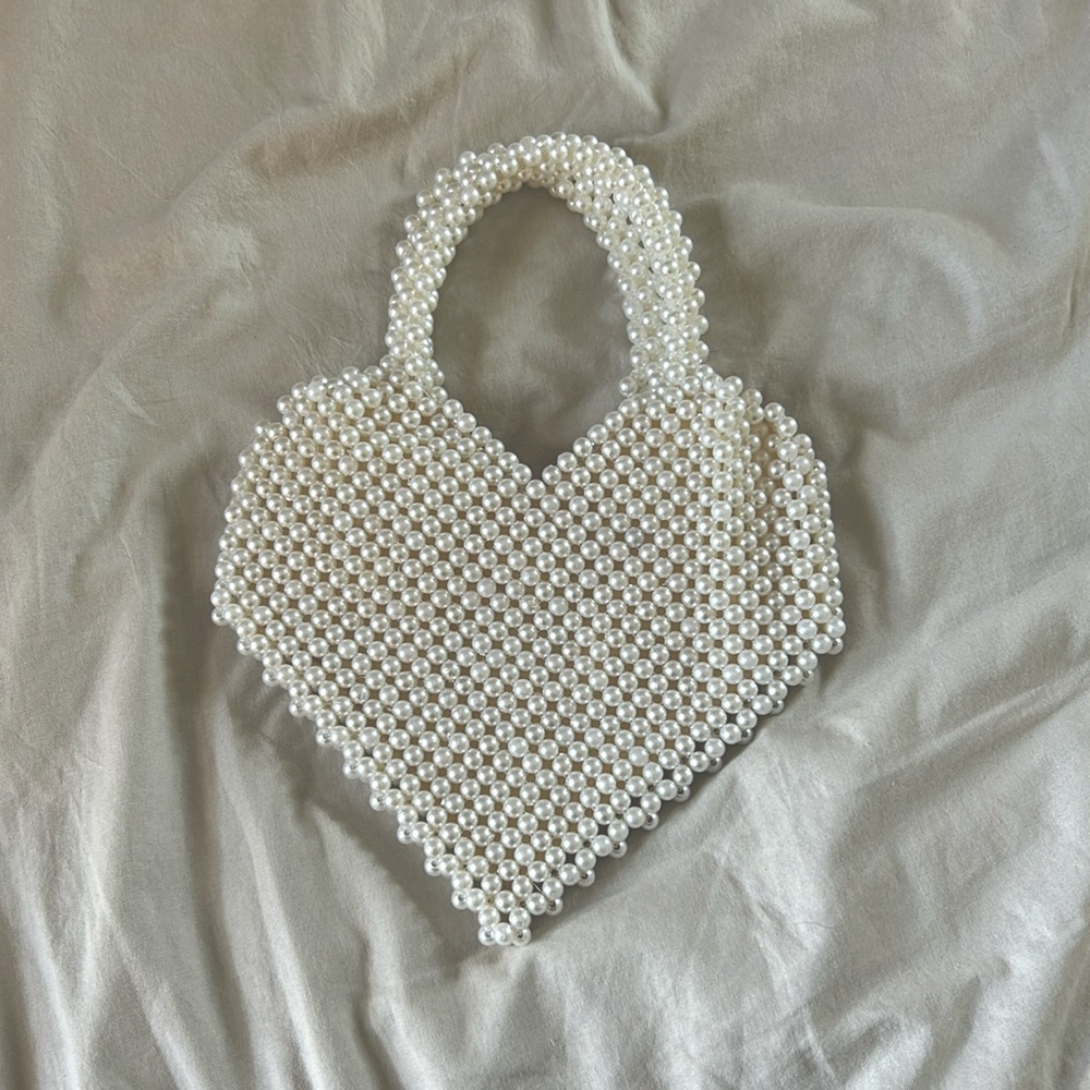 Heart Shaped Pearl Purse